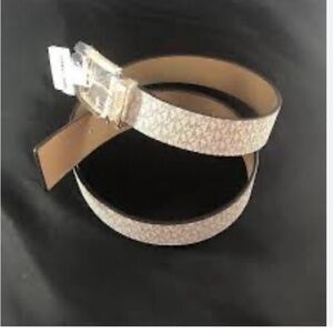 Michael Kors belt